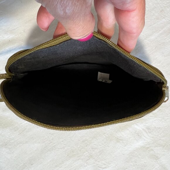 Barganza 100% Leather Bag.  Green - Picture 4 of 6